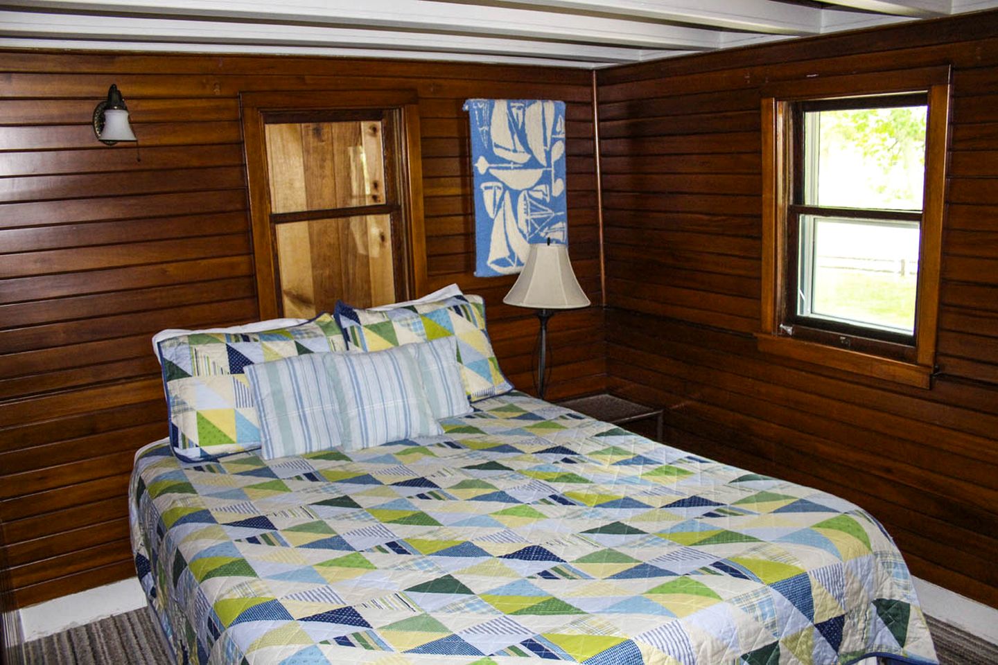 Spacious Lakeside Boathouse Cottage for an Unforgettable Family Getaway in Macatawa, Michigan