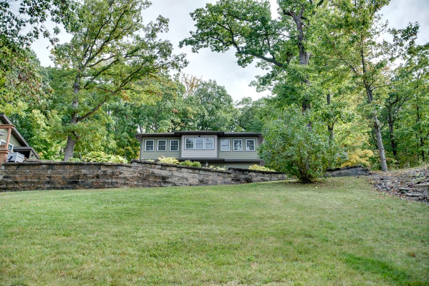 Spacious Lakefront Vacation Rental for an Unforgettable Family Getaway in the Finger Lakes near Burdett, New York