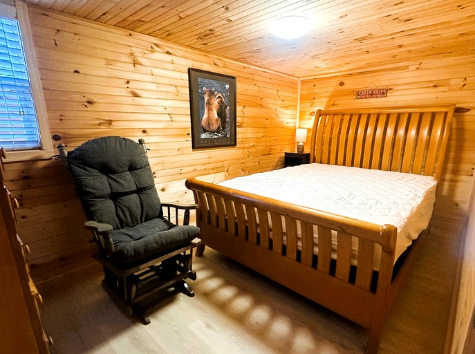 Cabins (United States of America, Newland, North Carolina)