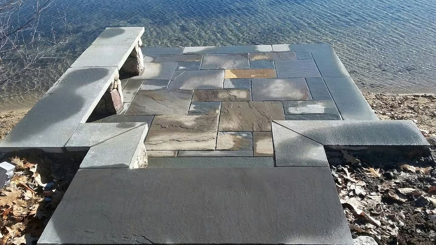 Cozy Cottage by Lake Winnipesaukee for a Peaceful Getaway in Nature near Moultonborough, New Hampshire