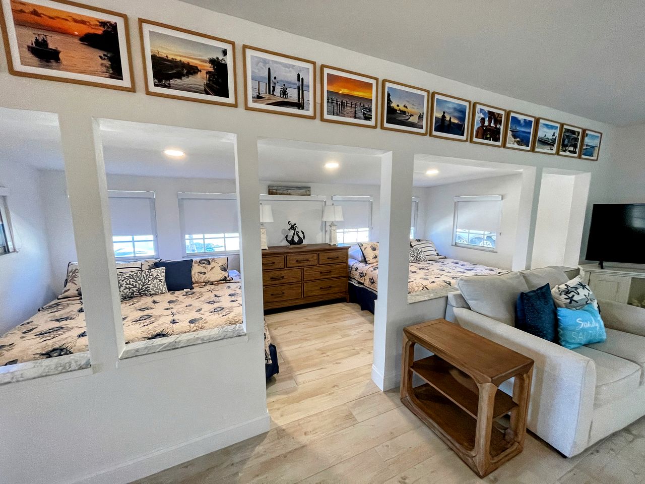 Beautiful Open Plan Beach House with Stunning Florida Bay Views for an Unforgettable Escape in Key Largo, Florida