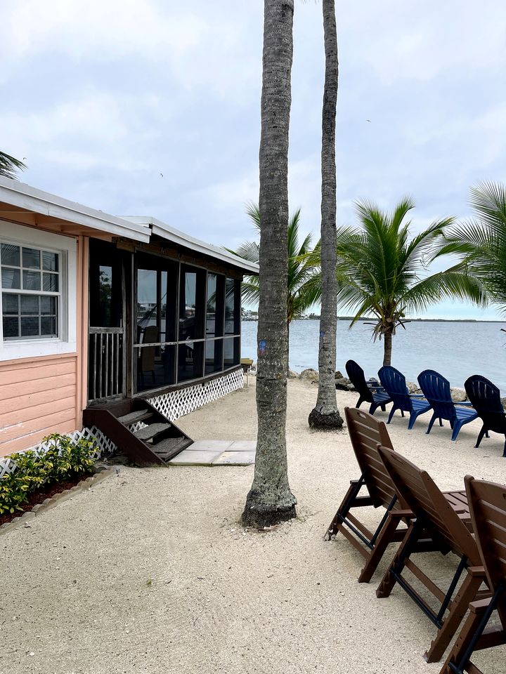 Beautiful Open Plan Beach House with Stunning Florida Bay Views for an Unforgettable Escape in Key Largo, Florida