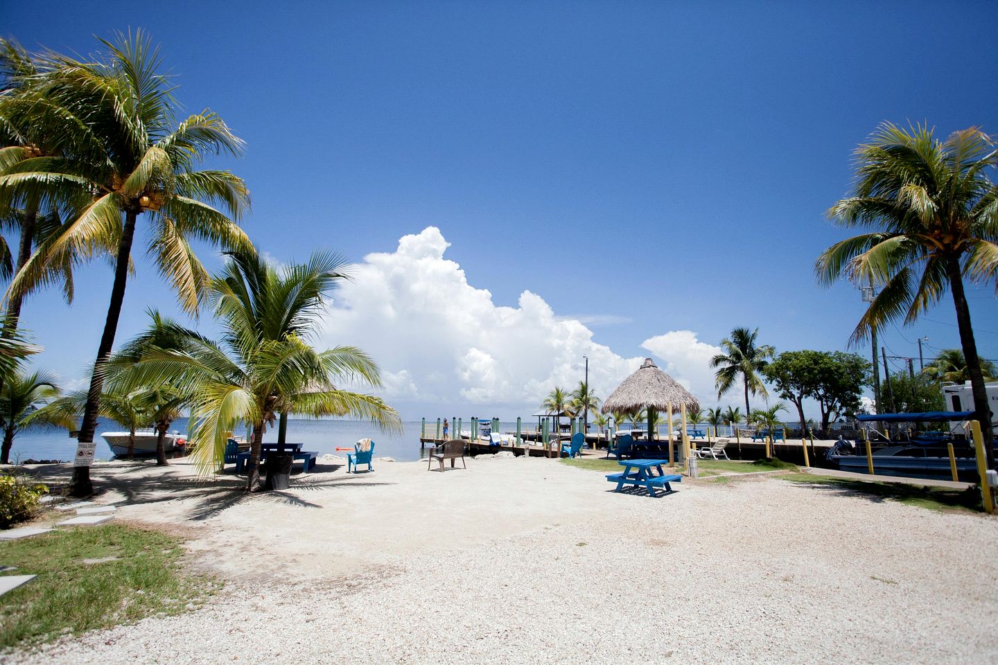 Beautiful Open Plan Beach House with Stunning Florida Bay Views for an Unforgettable Escape in Key Largo, Florida