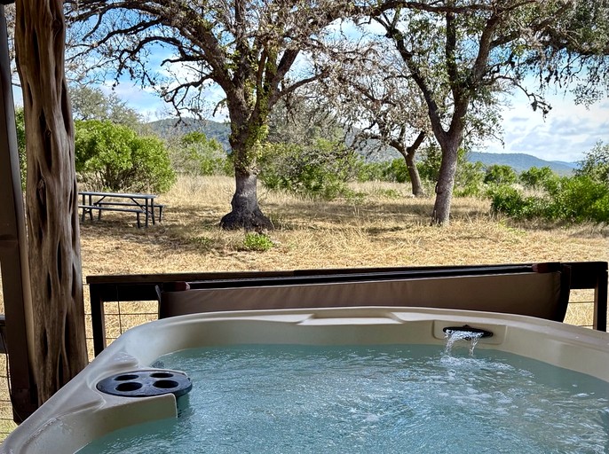 Cabins (United States of America, Leakey, Texas)