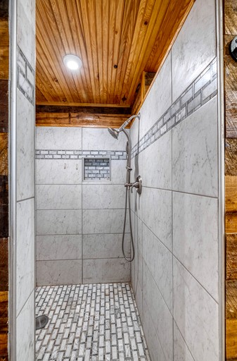 Cabins (United States of America, Leakey, Texas)