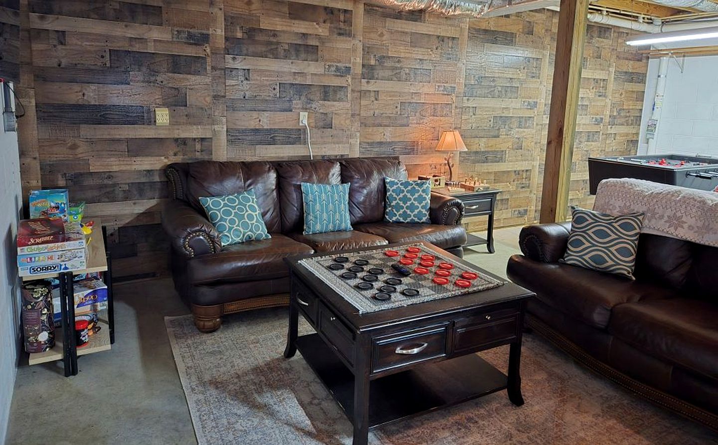 Incredible Mountain Cabin for a Memorable Family Getaway in Nature near Blairsville, Georgia