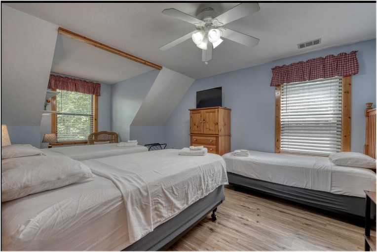 Cabins (United States of America, Blairsville, Georgia)