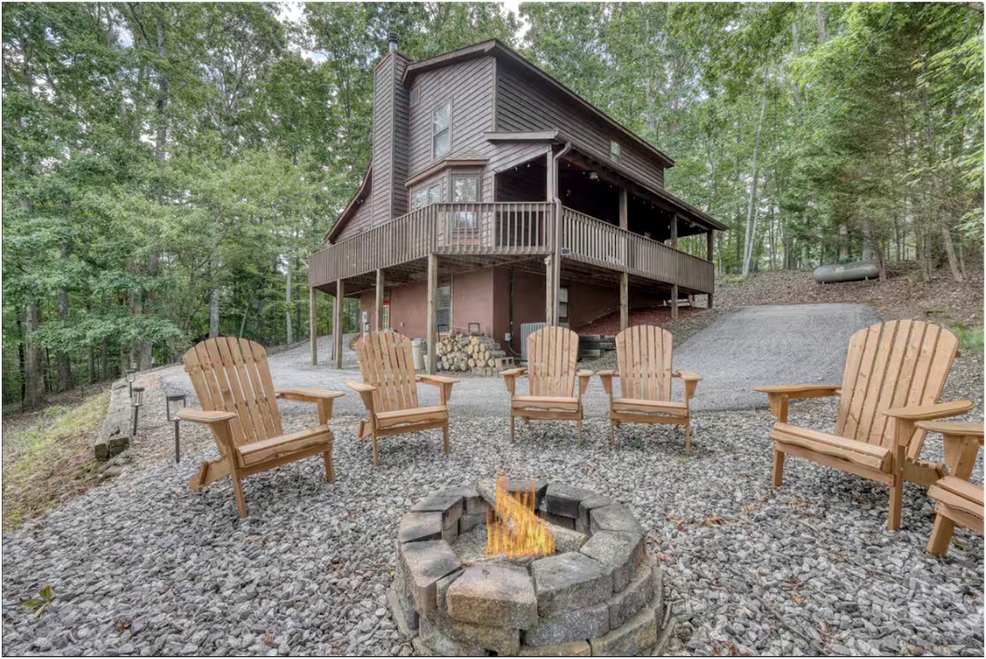 Incredible Mountain Cabin for a Memorable Family Getaway in Nature near Blairsville, Georgia