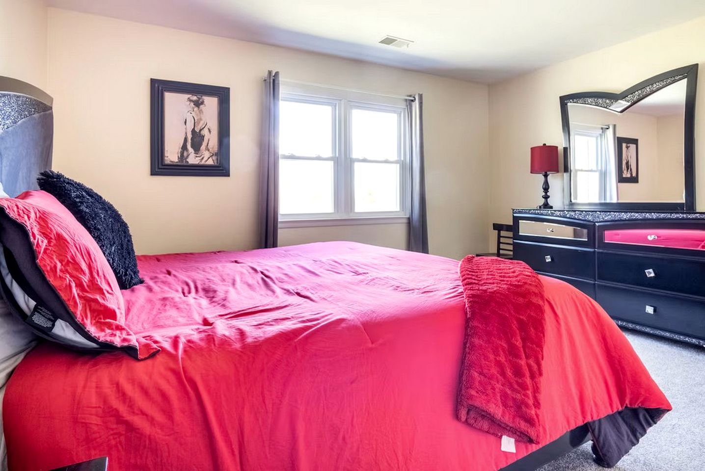 Lovely Vacation Rental with Hot Tub and Amazing Amenities for a Fantastic Family Escape in Clarkesville, Georgia