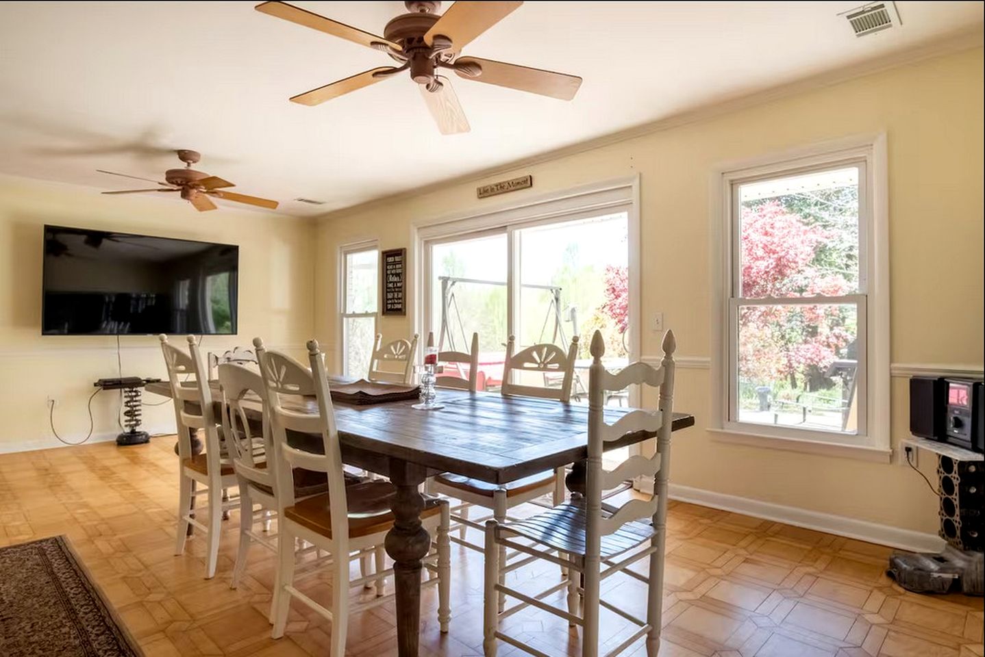 Lovely Vacation Rental with Hot Tub and Amazing Amenities for a Fantastic Family Escape in Clarkesville, Georgia