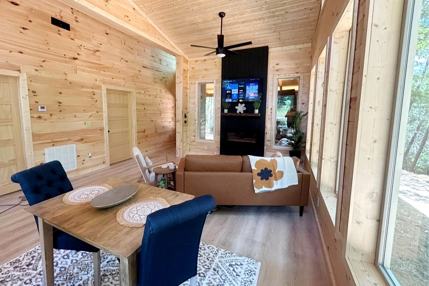 Modern Cabin in Pigeon Forge for a Romantic Glamping Rendezvous