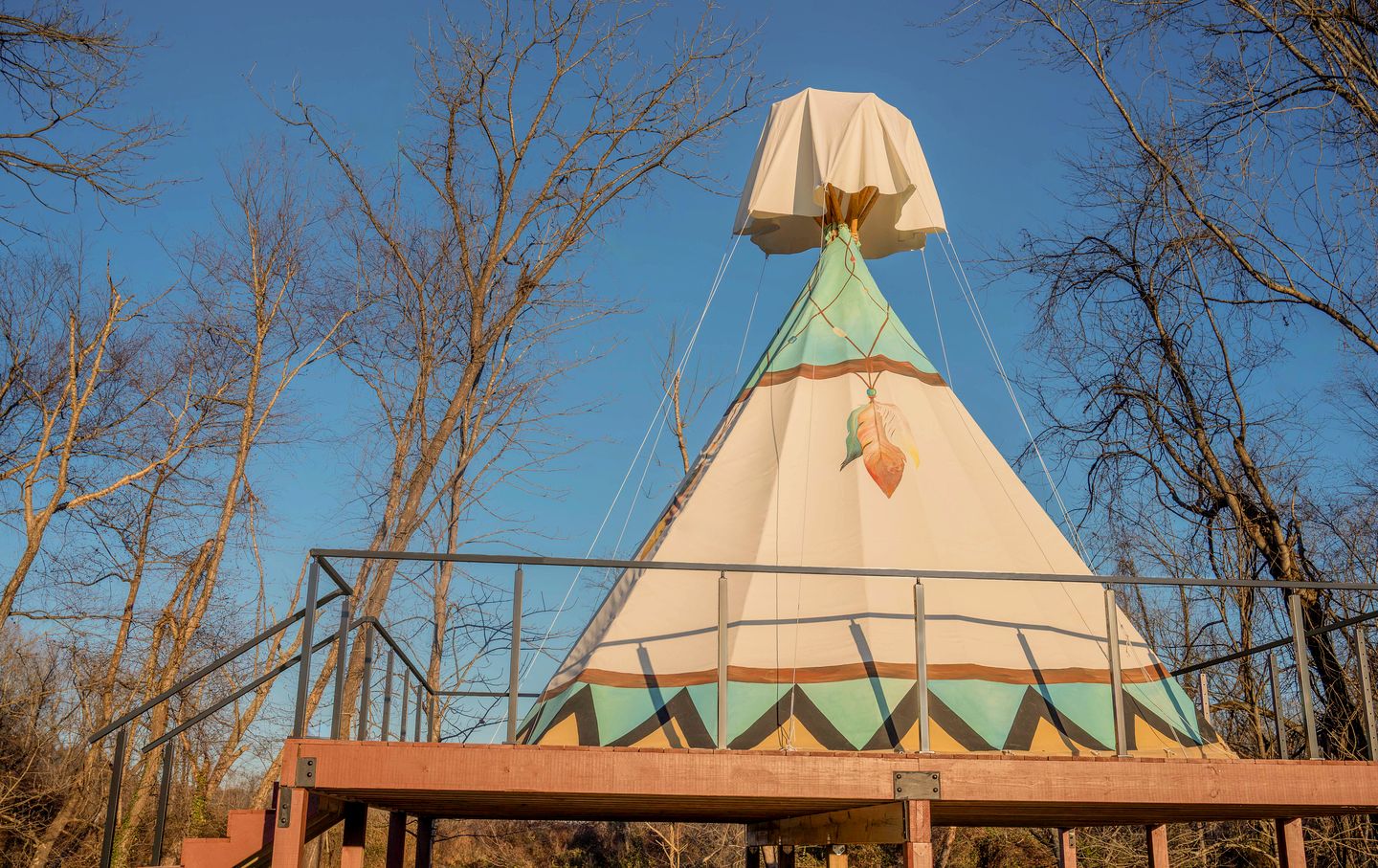 Serene Teepee Escape with Soulful Ambiance in Salt Lick, Kentucky
