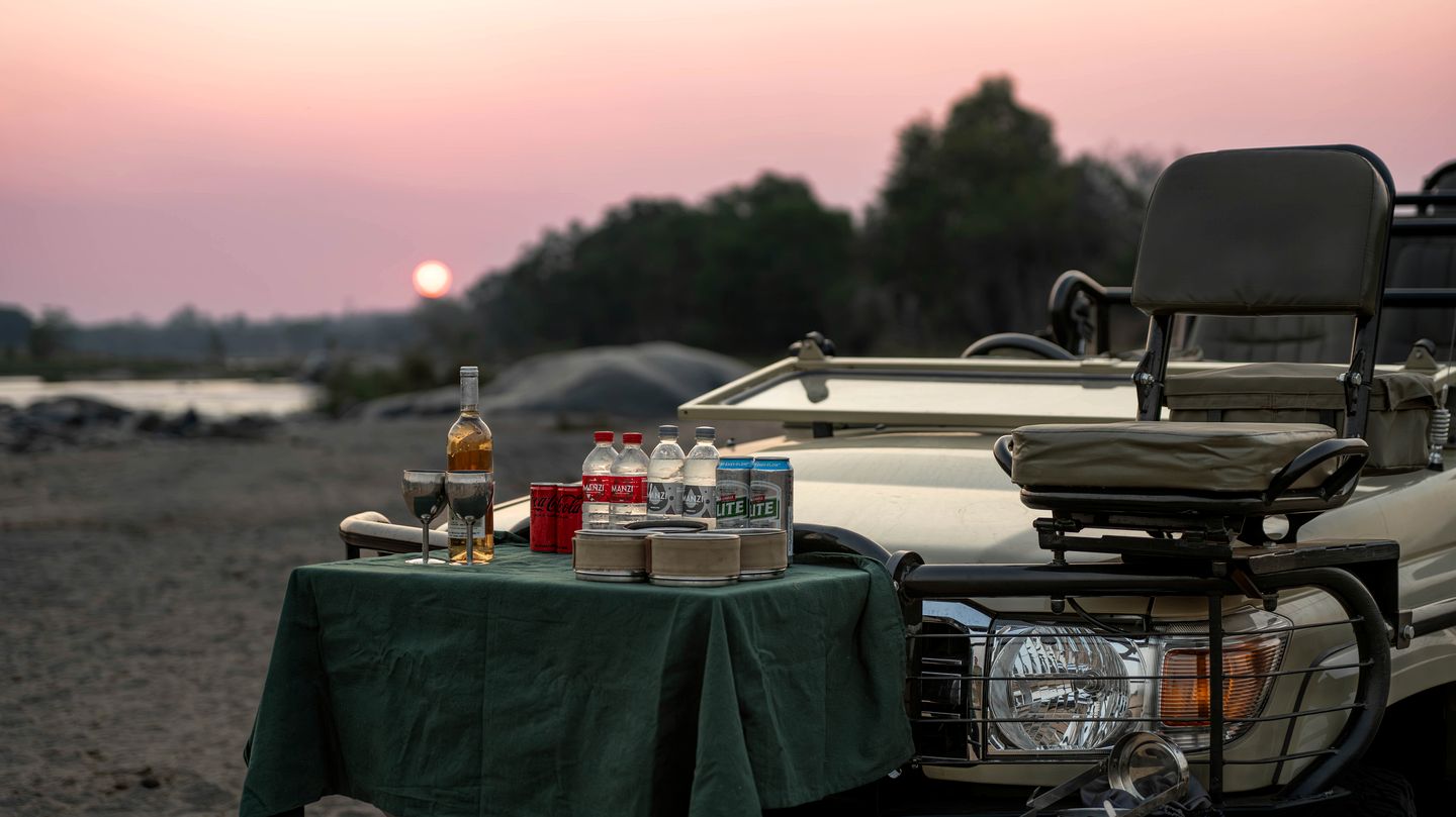 Incredible Tented Cabin with Guided Safaris for an Unforgettable Glamping Experience in Limpopo, South Africa