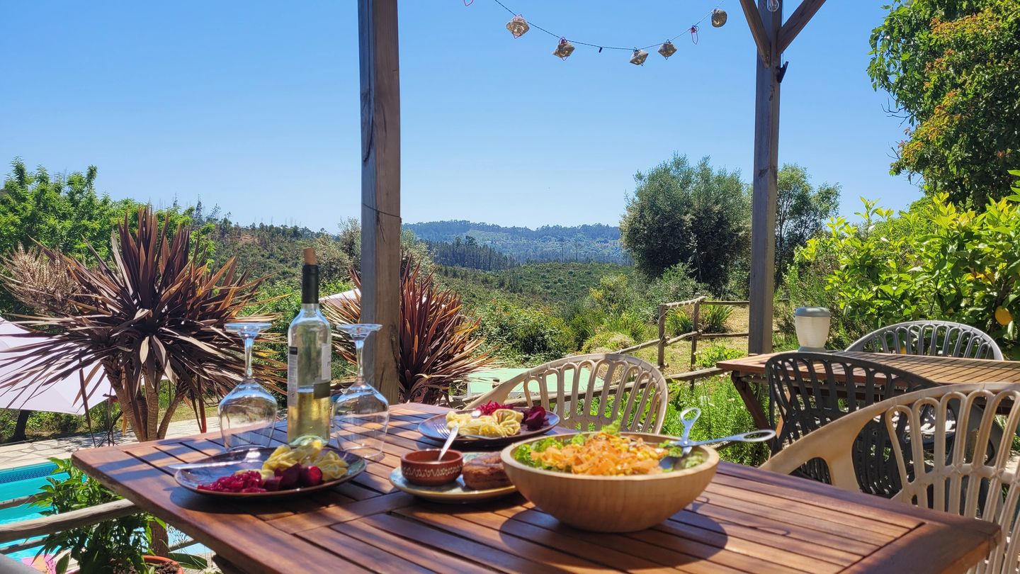 Incredible Spacious Safari Tent with Stunning Views for a Peaceful Glamping Experience near Almoster, Portugal