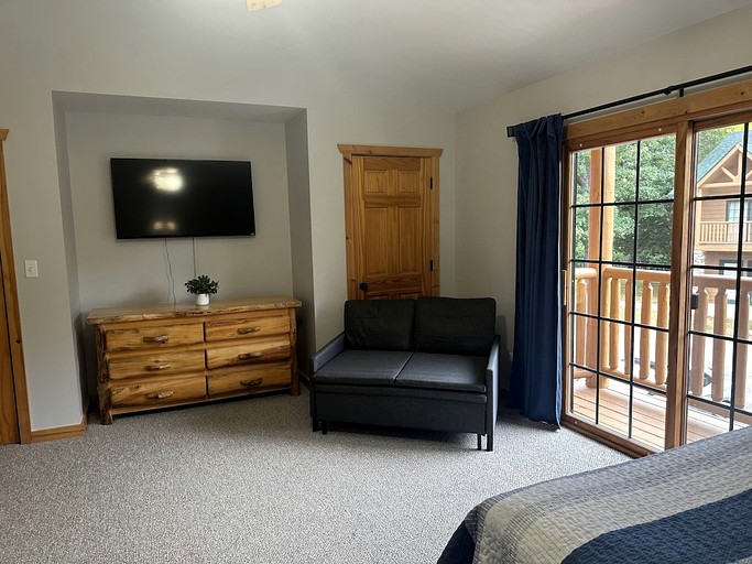 Log Cabins (United States of America, North Utica, Illinois)