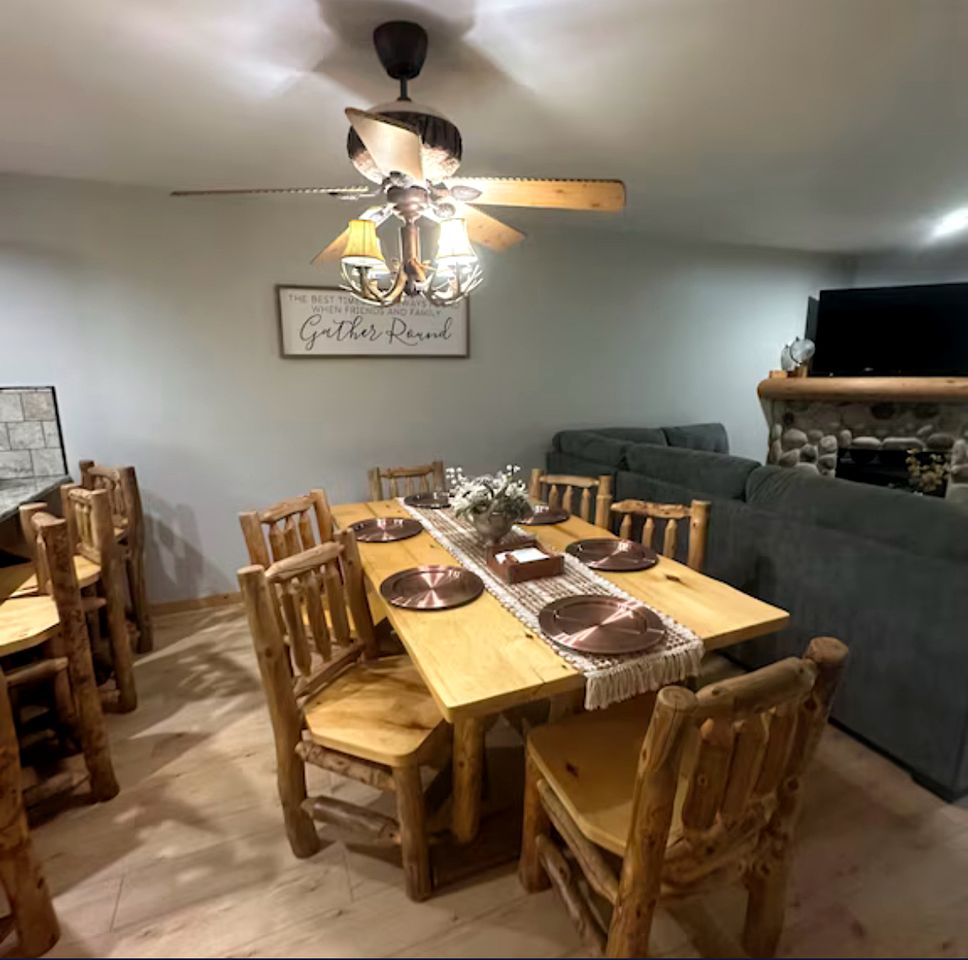 Spacious Luxury Villa Retreat with Jetted Tub, Fireplaces, Balconies, and Smart TV in North Utica, Illinois