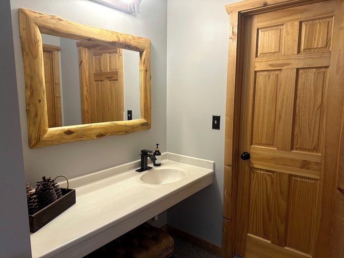 Log Cabins (United States of America, North Utica, Illinois)