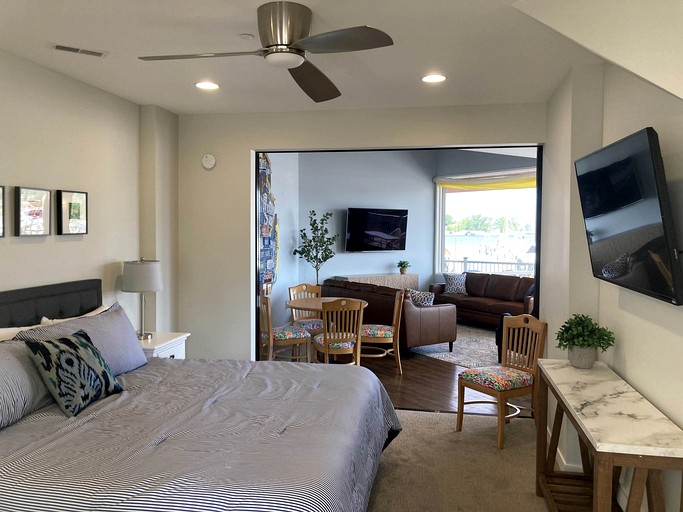 Vacation Rentals (United States of America, --, Michigan)