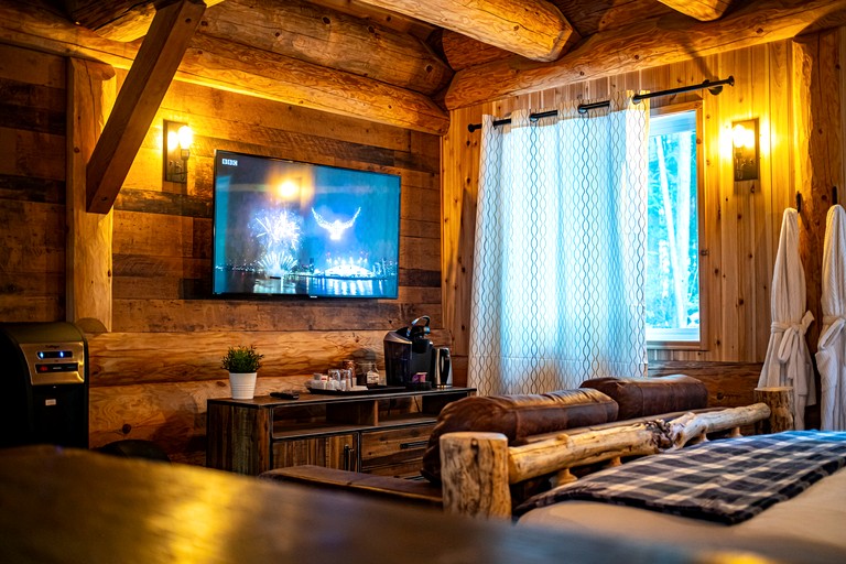 Cabins (Canada, Revelstoke, British Columbia)