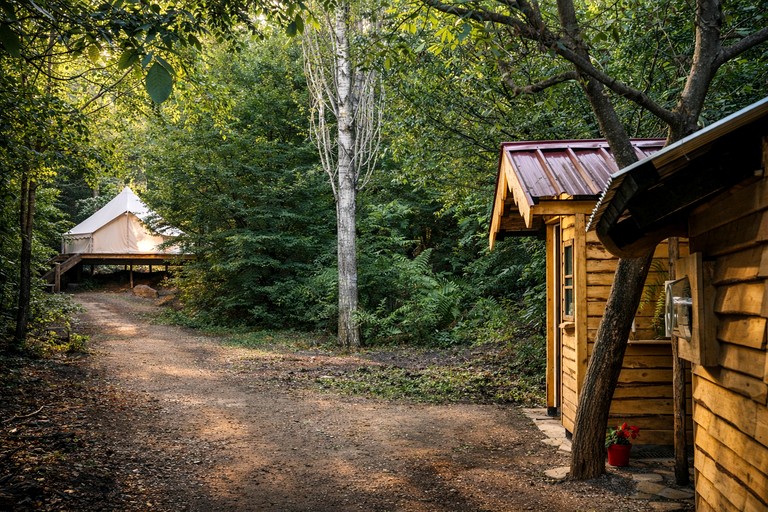 Bell Tents (Albania, --, Elbasan)