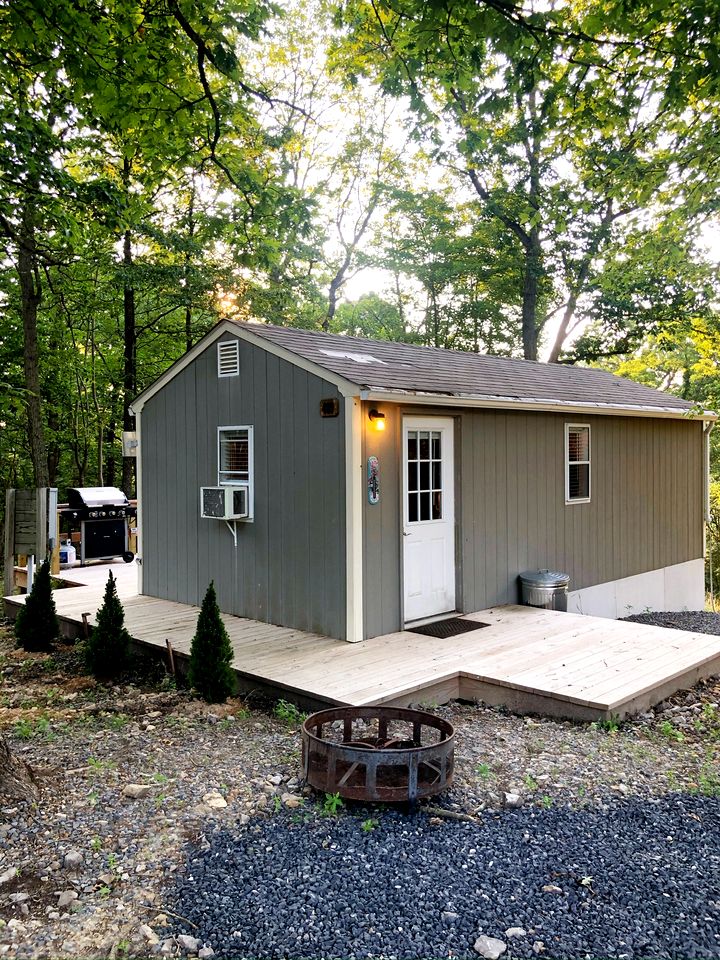 Cozy Tiny House for a Peaceful Escape near Lost River, West Virginia