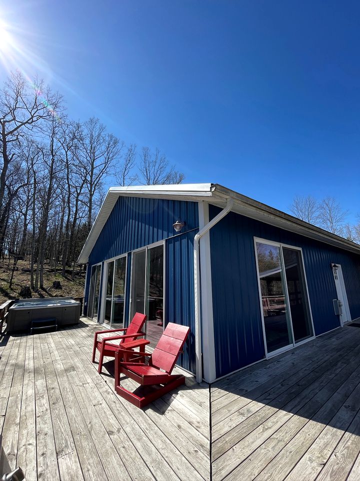 Relaxing Converted Barn Surrounded by Nature near Lost River, West Virginia