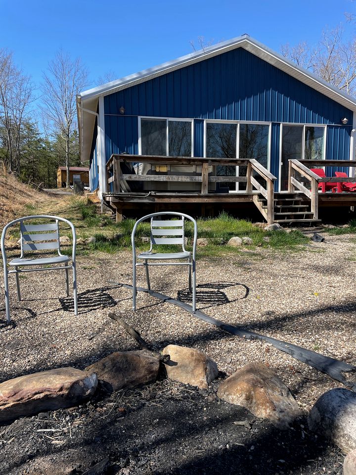 Relaxing Converted Barn Surrounded by Nature near Lost River, West Virginia