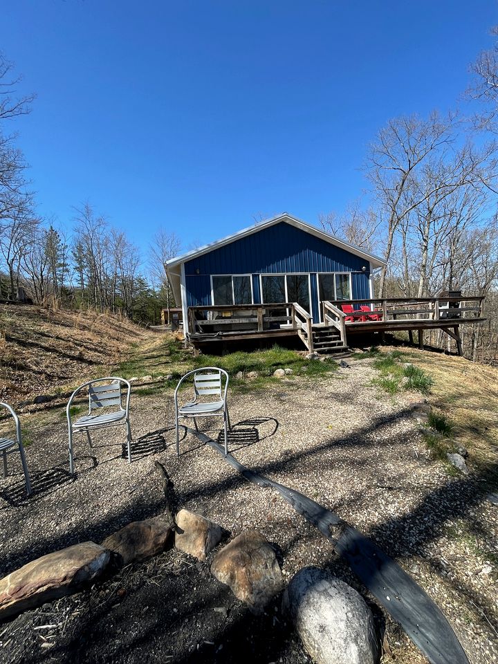 Relaxing Converted Barn Surrounded by Nature near Lost River, West Virginia