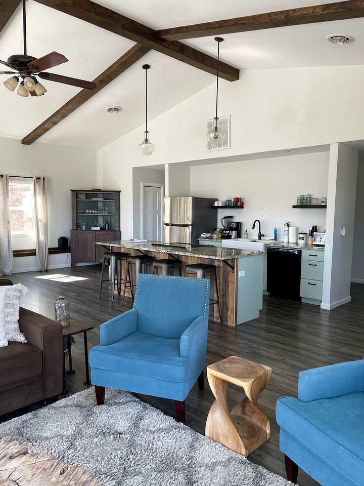 Relaxing Converted Barn Surrounded by Nature near Lost River, West Virginia