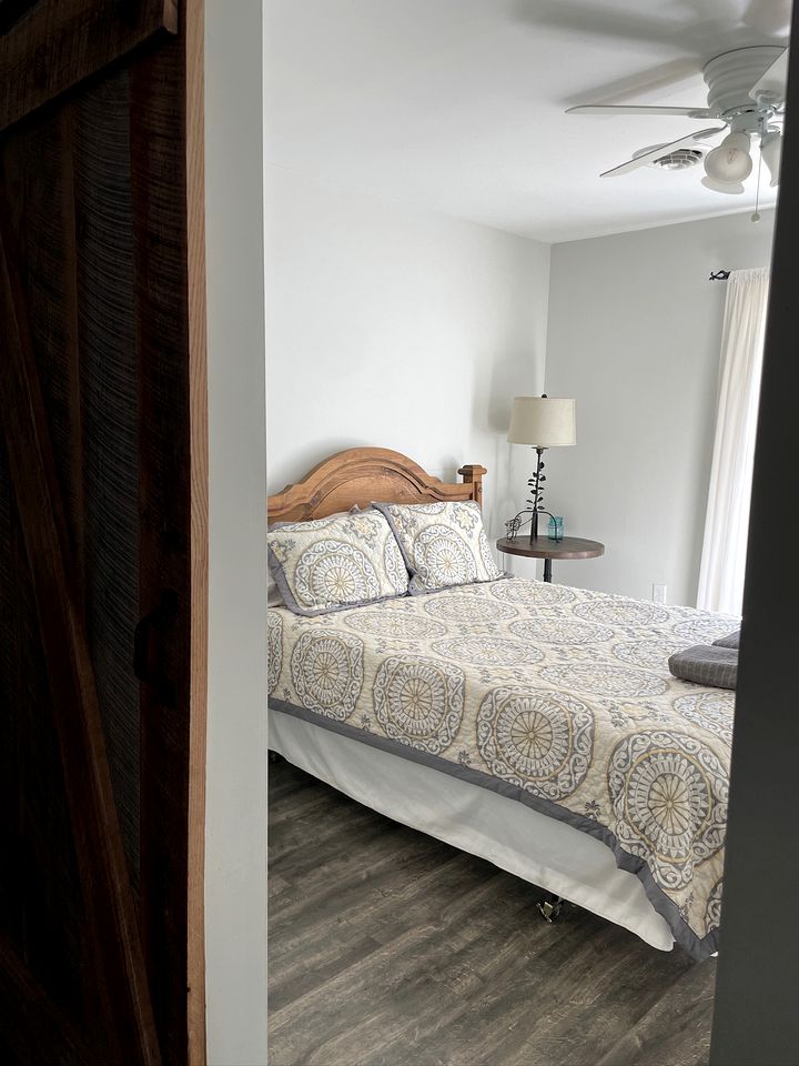 Relaxing Converted Barn Surrounded by Nature near Lost River, West Virginia