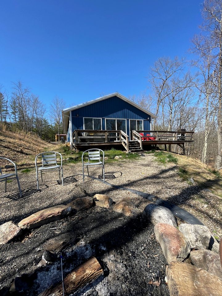Relaxing Converted Barn Surrounded by Nature near Lost River, West Virginia