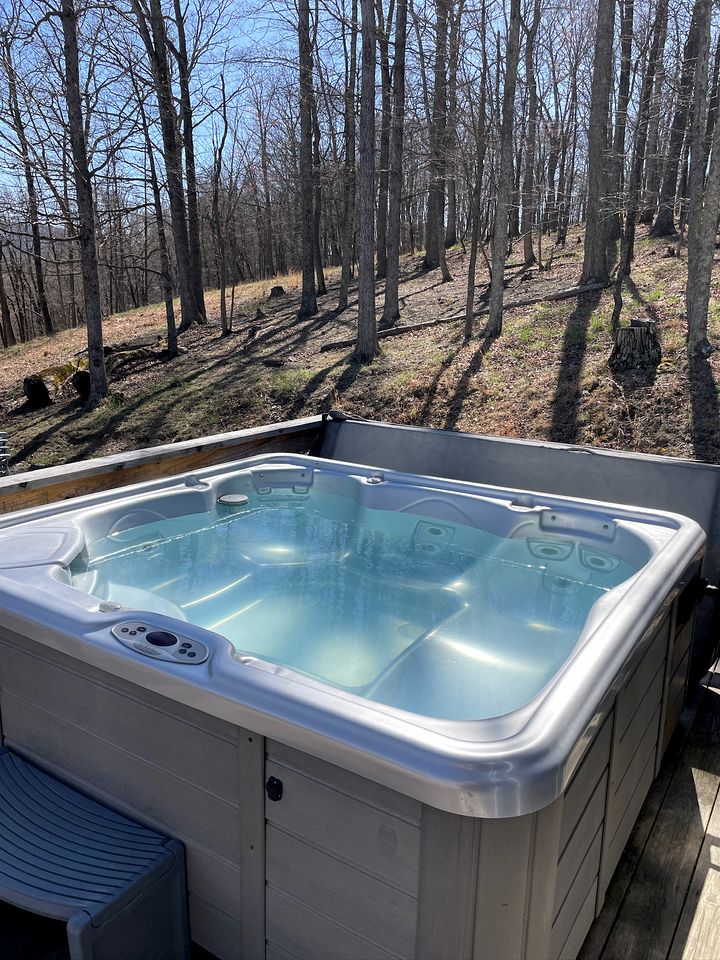 Relaxing Converted Barn Surrounded by Nature near Lost River, West Virginia