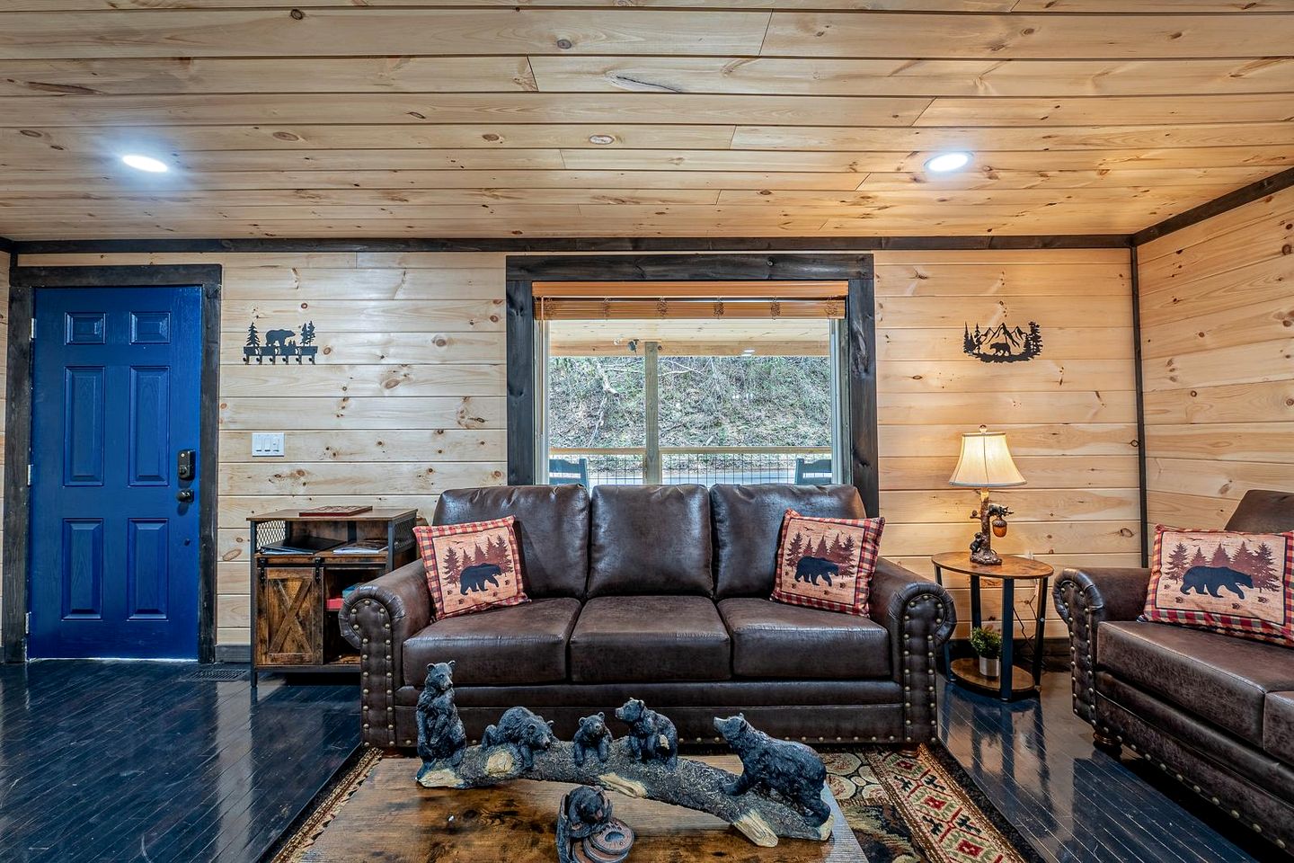 Smoky Mountain Cabin Retreat with Hot Tub, Game Room, Mini Golf & Creek Views in Pigeon Forge, Tennessee