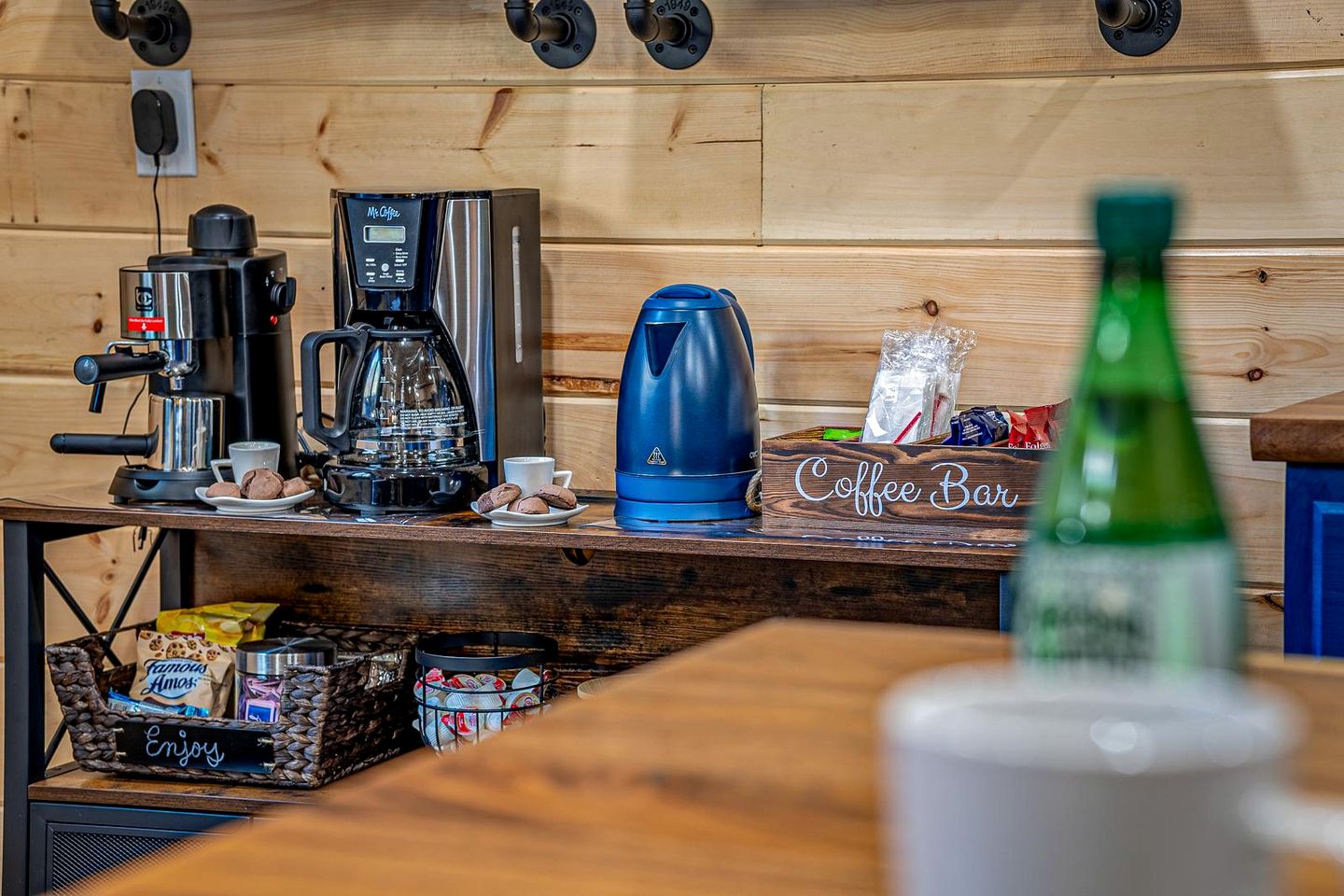 Smoky Mountain Cabin Retreat with Hot Tub, Game Room, Mini Golf & Creek Views in Pigeon Forge, Tennessee