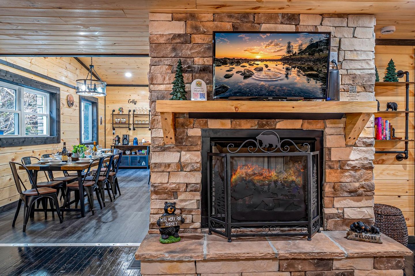 Smoky Mountain Cabin Retreat with Hot Tub, Game Room, Mini Golf & Creek Views in Pigeon Forge, Tennessee