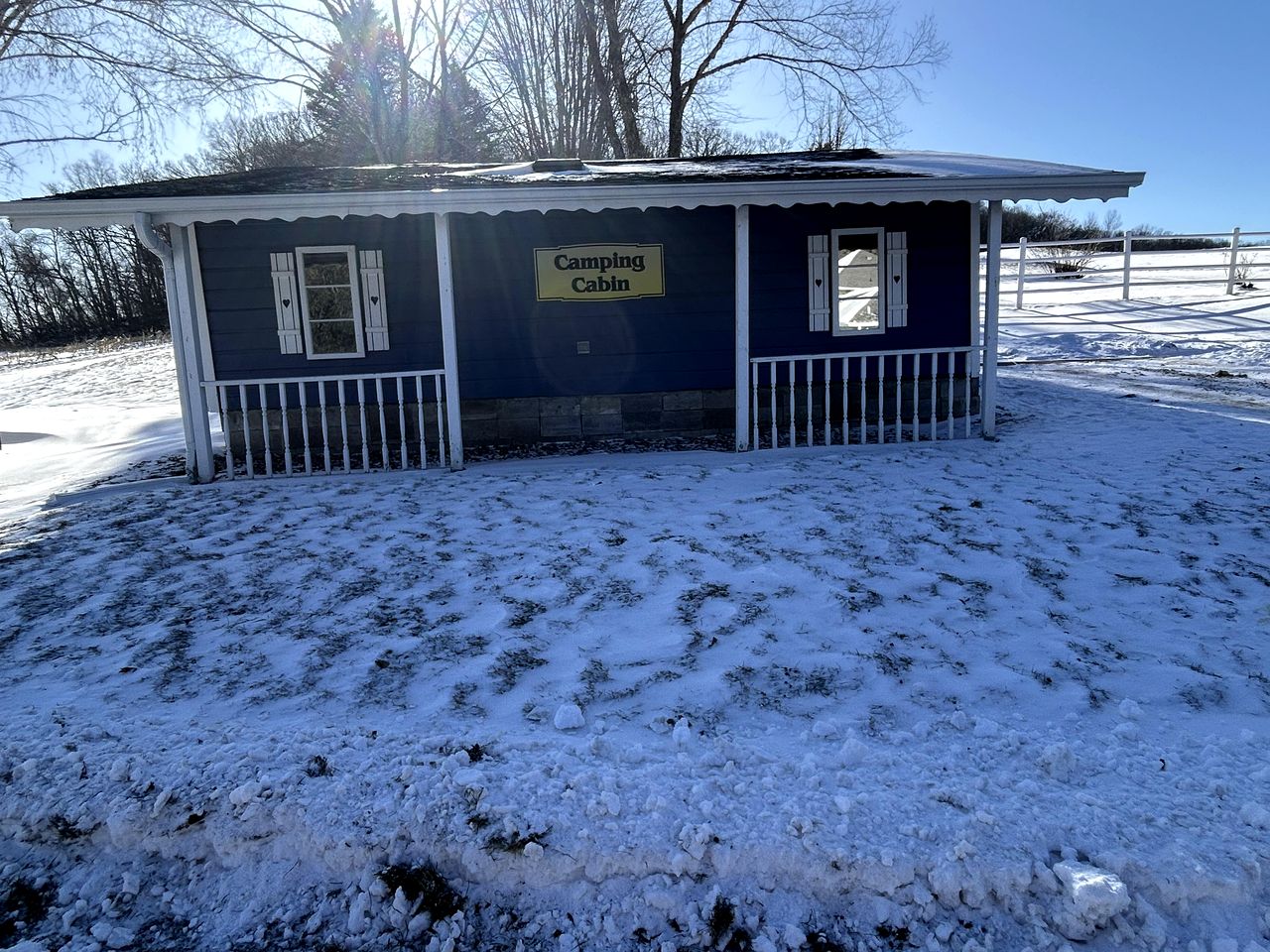 Pet Friendly Glamping Cabin in Wisconsin to Enjoy Nature near Wisconsin Dells