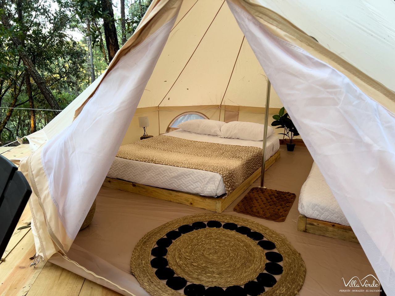 Peaceful Glamping Retreat with Elevated Forest Platforms near Perquín, Morazán, El Salvador