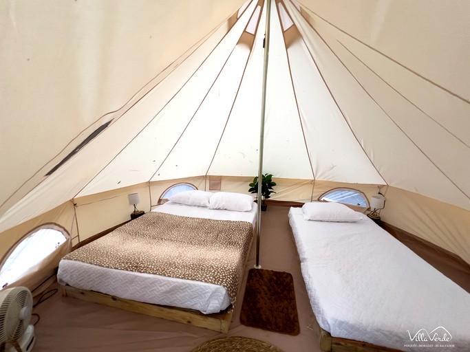 Bell Tents (El Salvador, Perquin, Morazán)