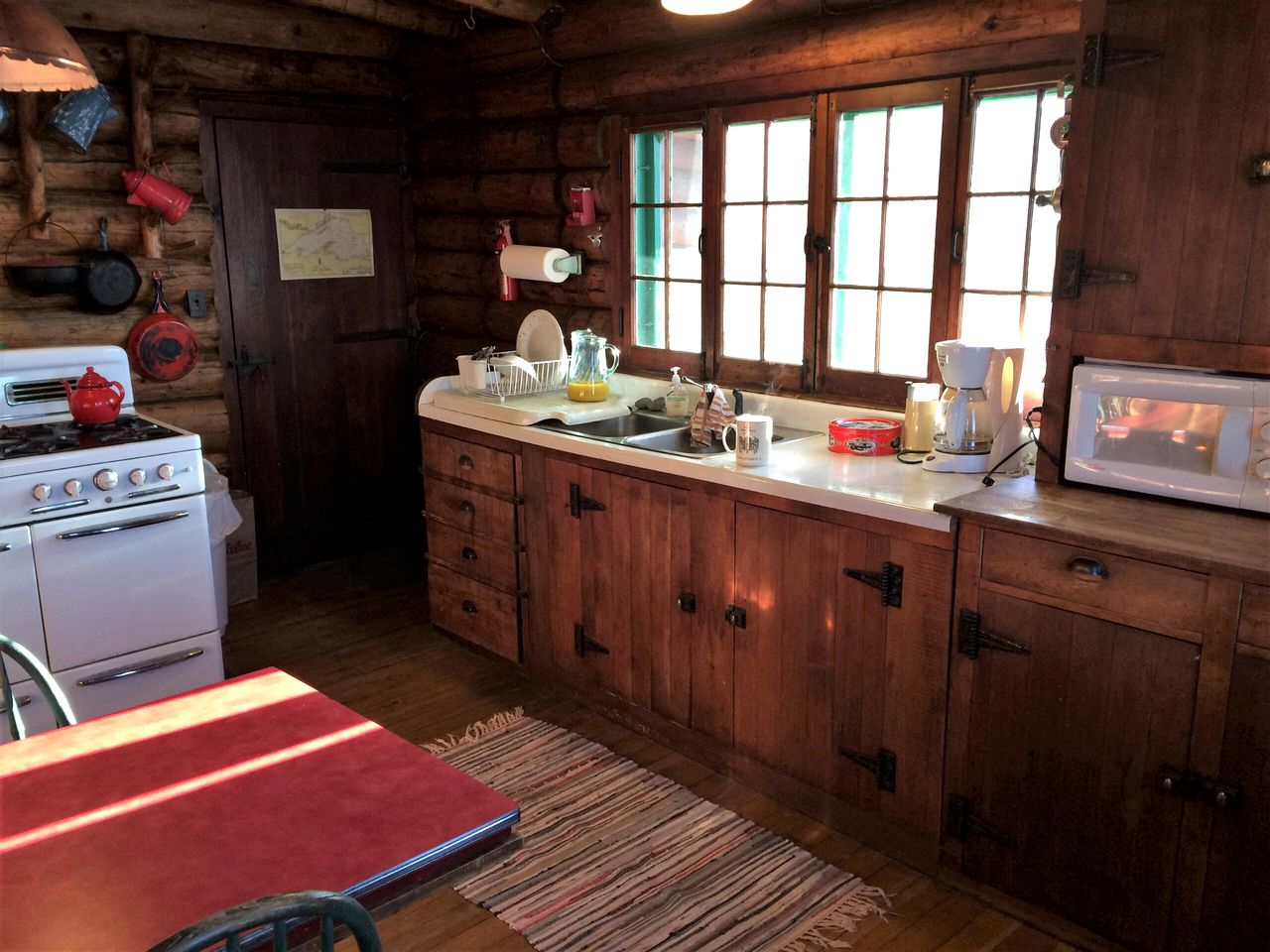 Gorgeous Log Cabin by Lake Superior for a Peaceful Escape in Nature in Lutsen, Minnesota