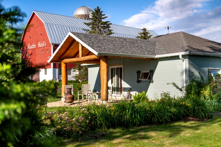 Gorgeous Dog-Friendly Cottage with Incredible Views near Sparta, Wisconsin