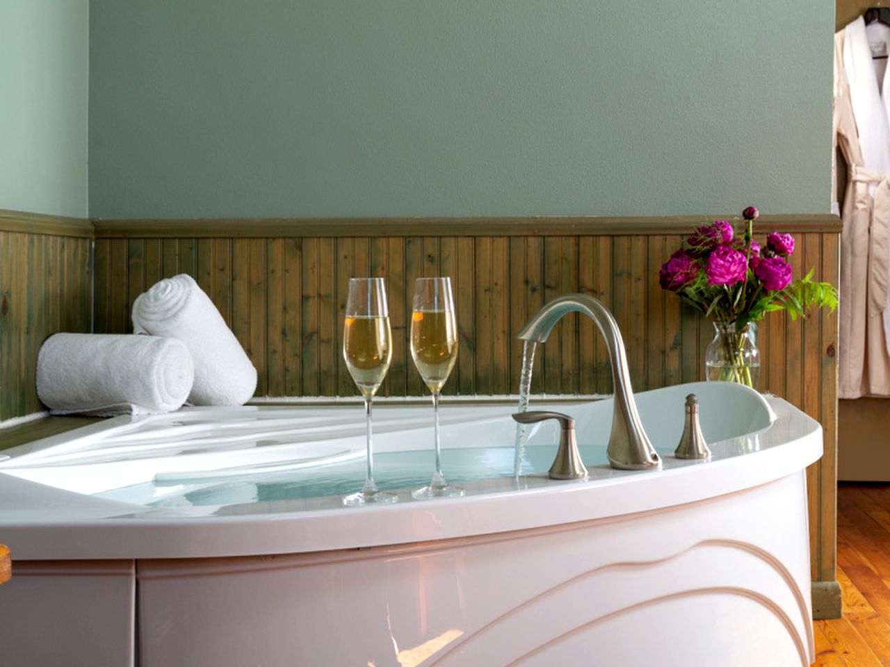 Cute Cottage for a Relaxing Getaway near Sparta, Wisconsin