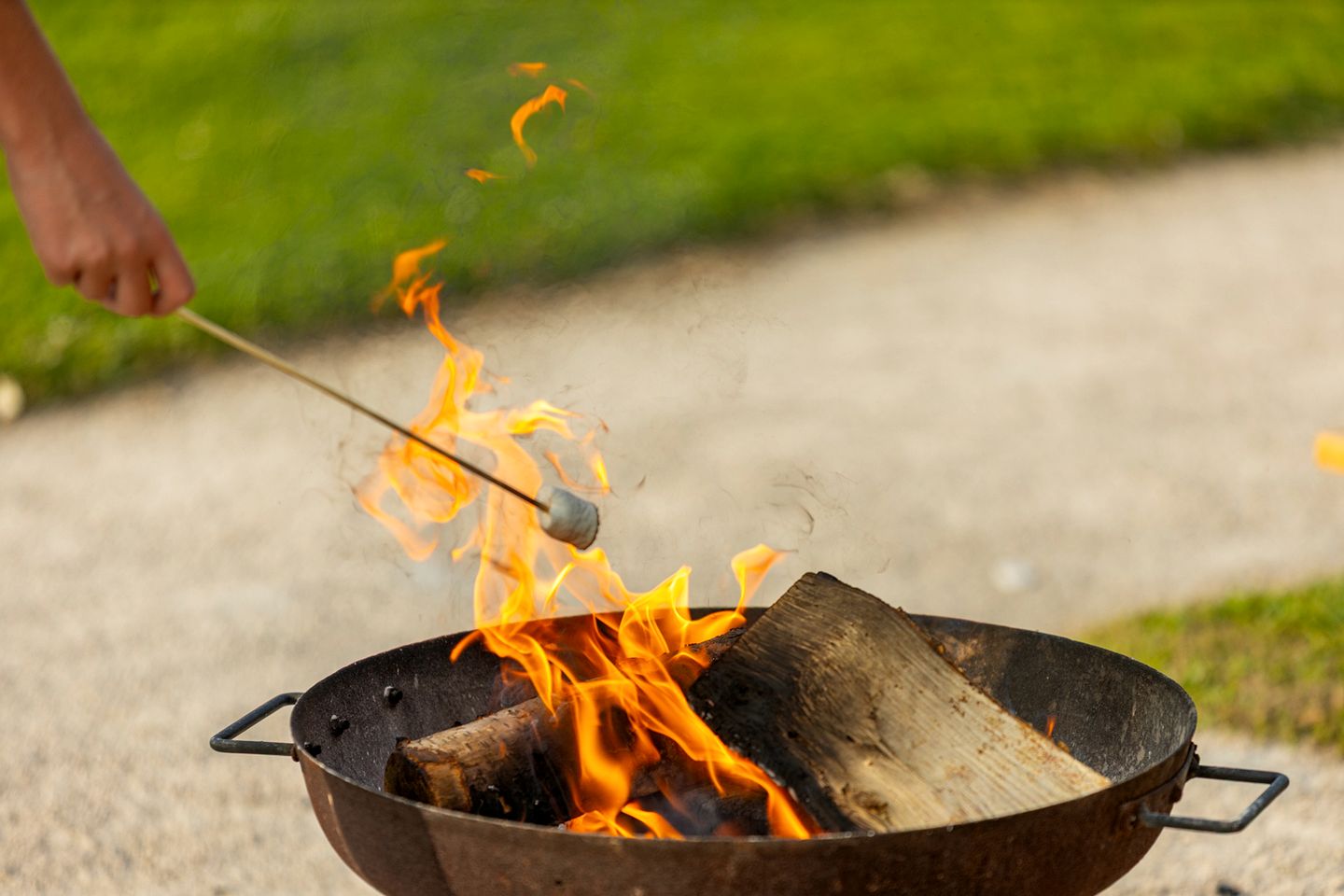 Cozy Accessible Camping Pod with Fire Pit in England, United Kingdom