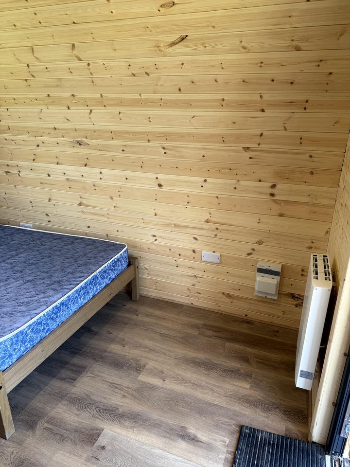 Cozy Accessible Camping Pod with Fire Pit in England, United Kingdom