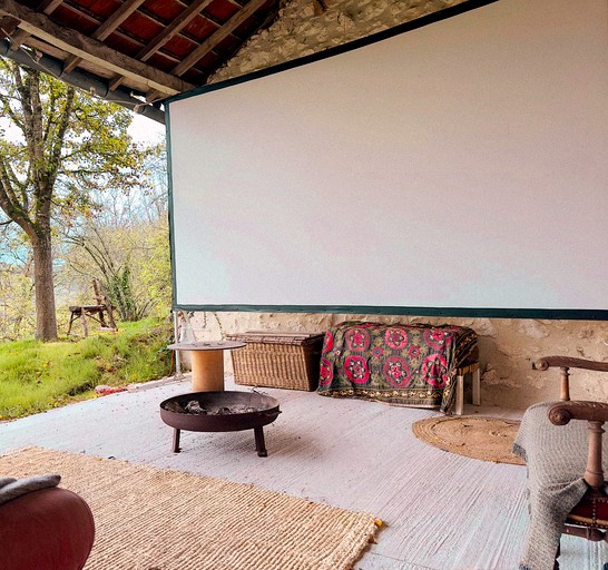 Yurts (France, --, --)