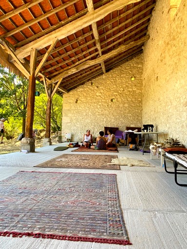 Yurts (France, --, --)