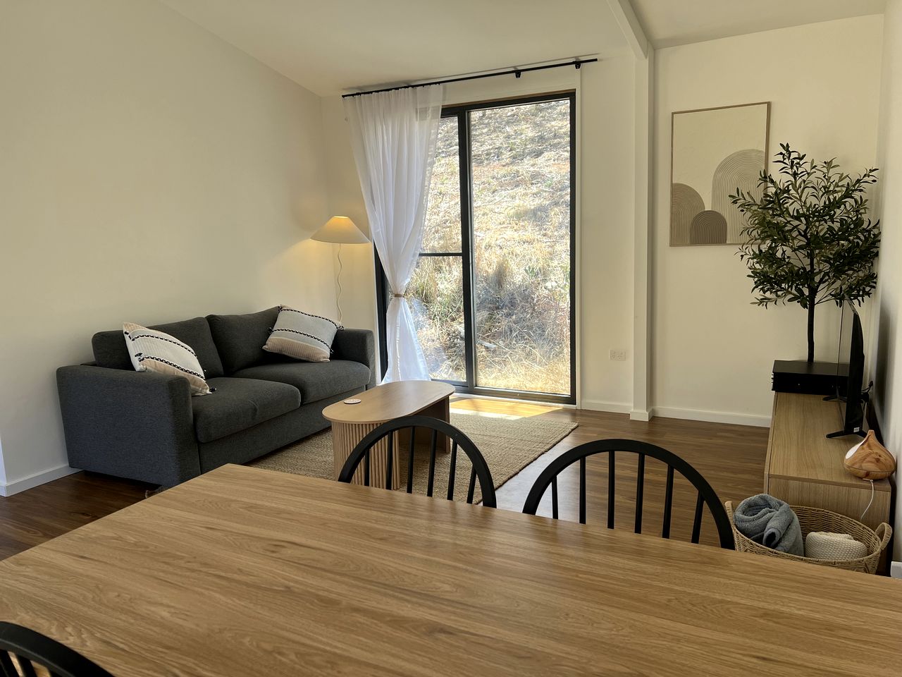 Peaceful Country Studio Escape with Horses, Wildlife Views & Slow Mornings in South Australia, Australia