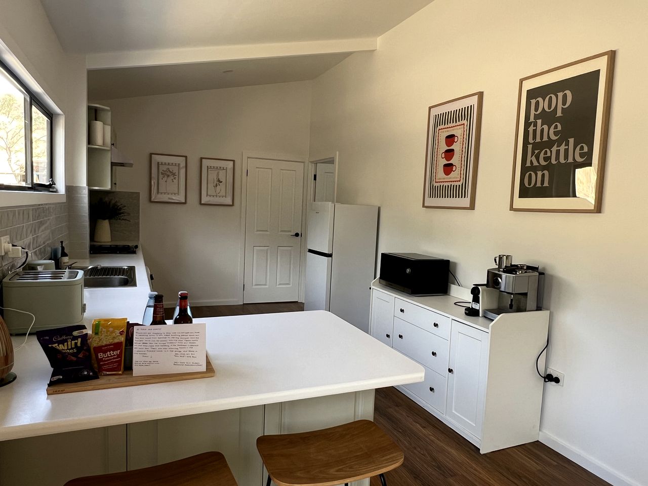 Peaceful Country Studio Escape with Horses, Wildlife Views & Slow Mornings in South Australia, Australia