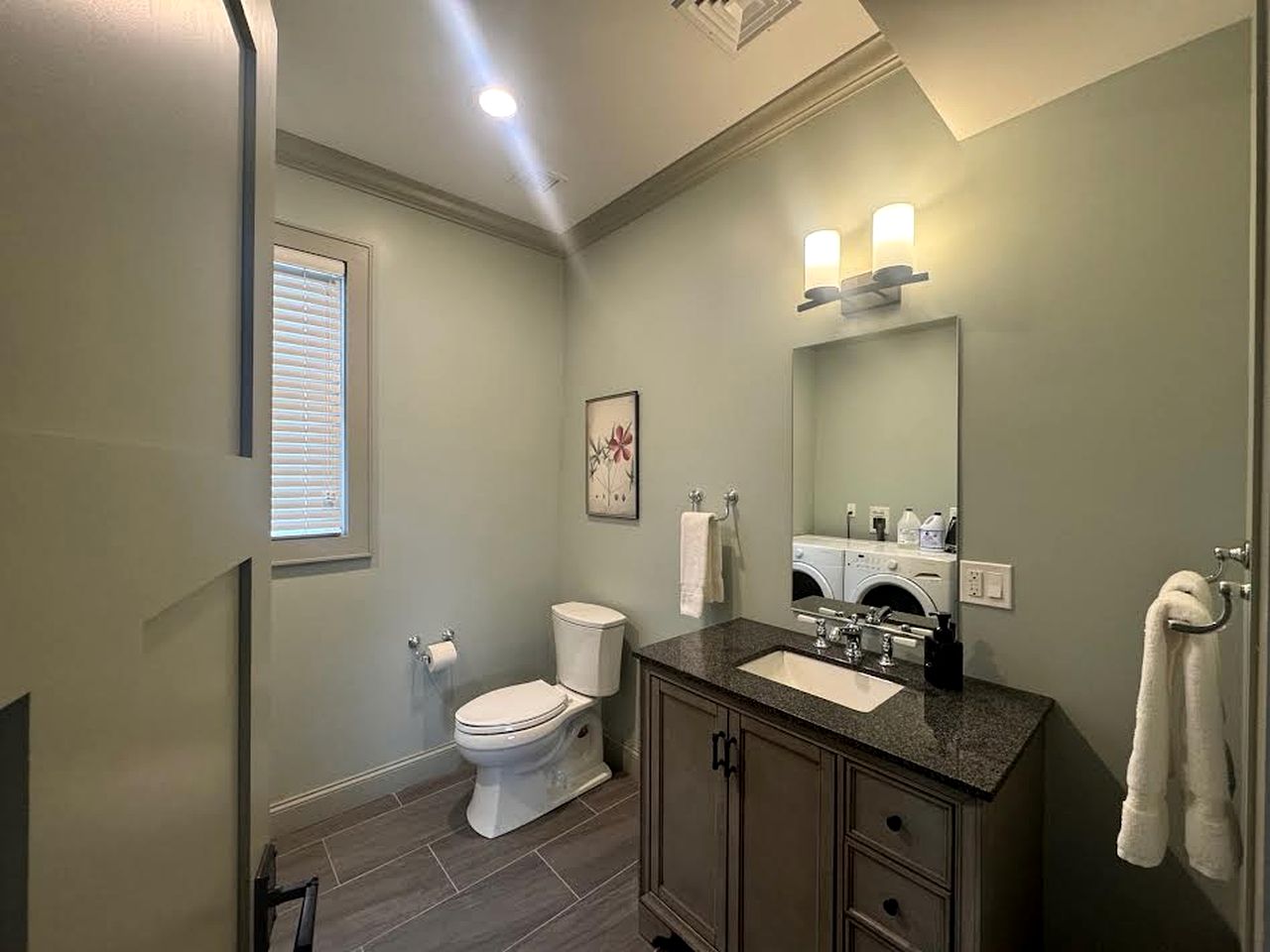 Scenic Waterfront Cottage with Private Dock & Water Sports near Pontoosuc Lake, Lanesborough, Massachusetts