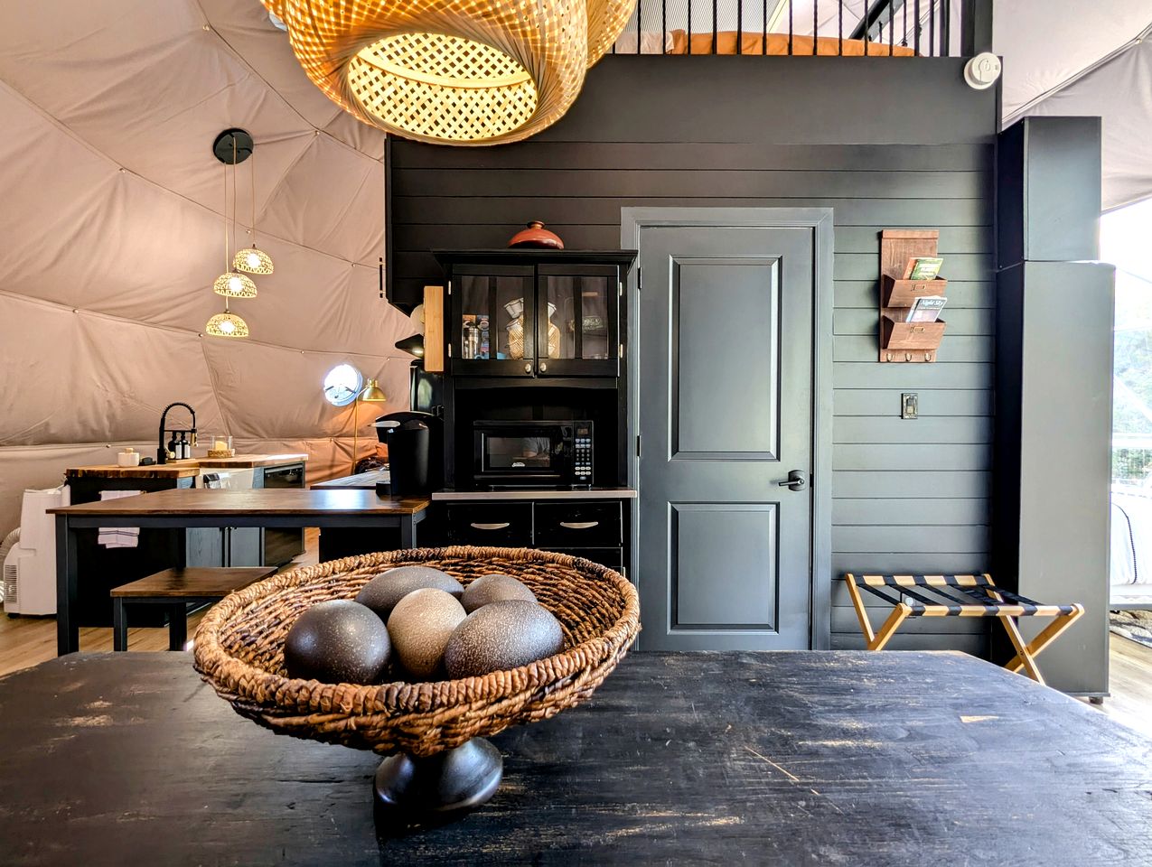 Bucket List Geodome Stay with Big Sky Views, Wildlife Spotting and Cozy Fireplace Lounge in Bertram, Texas