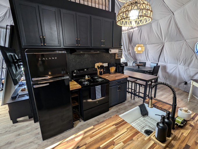 Domes (United States of America, Bertram, Texas)